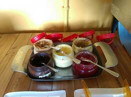 Bohemian Holiday Inn