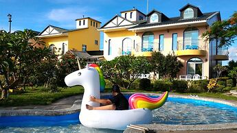 Bohemian Holiday Inn