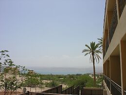 Thara Dead Sea