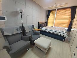 Hitomorrow Residence
