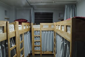 MoonDong's Hostel