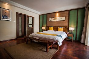 Secret Courtyard Resort Hotel