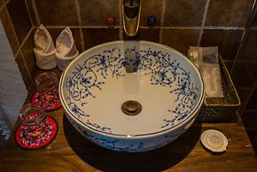 Secret Courtyard Resort Hotel