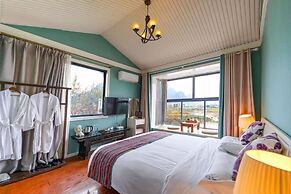 Secret Courtyard Resort Hotel