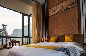 Secret Courtyard Resort Hotel