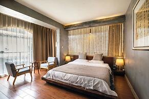 Secret Courtyard Resort Hotel