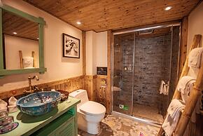 Secret Courtyard Resort Hotel