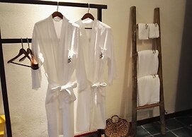 Secret Courtyard Resort Hotel