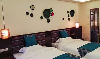 Secret Courtyard Resort Hotel