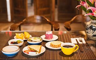 Secret Courtyard Resort Hotel