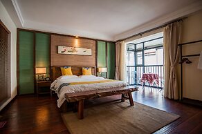 Secret Courtyard Resort Hotel