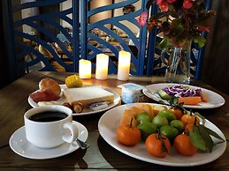 Secret Courtyard Resort Hotel