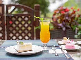 Secret Courtyard Resort Hotel