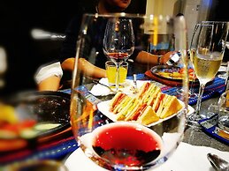 Secret Courtyard Resort Hotel