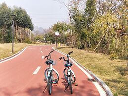 Secret Courtyard Resort Hotel