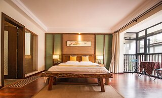 Secret Courtyard Resort Hotel