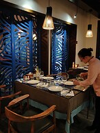 Secret Courtyard Resort Hotel