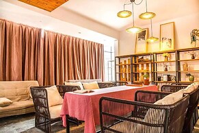 Secret Courtyard Resort Hotel