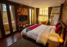 Secret Courtyard Resort Hotel