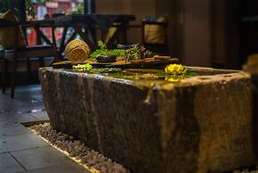 Secret Courtyard Resort Hotel