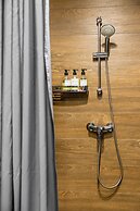 The Faces Petrogradskaya