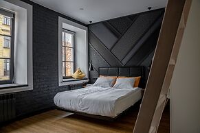 The Faces Petrogradskaya