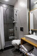 The Faces Petrogradskaya