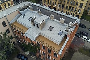 The Faces Petrogradskaya