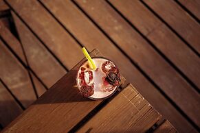 Alacati Limonaia Hotel