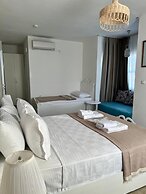 Alacati Limonaia Hotel