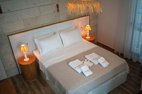 Alacati Limonaia Hotel