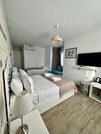 Alacati Limonaia Hotel