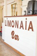 Alacati Limonaia Hotel