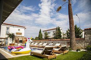 Alacati Limonaia Hotel