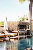 Alacati Limonaia Hotel