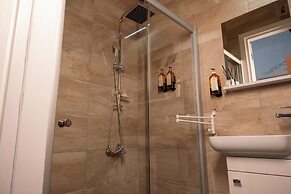 Alacati Limonaia Hotel