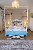 Alacati Limonaia Hotel