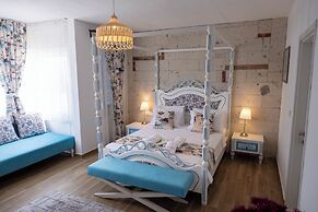 Alacati Limonaia Hotel