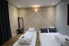 Brown Dot Hotel Jinhae