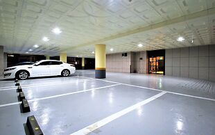 Instar Hotel Yangsan