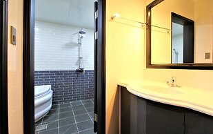 Instar Hotel Yangsan