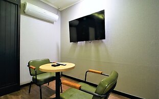 Instar Hotel Yangsan