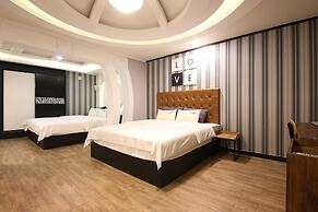 Instar Hotel Yangsan