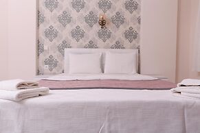 Sunset Village Apart Hotel