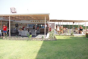 Sunset Village Apart Hotel