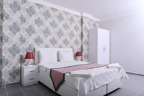 Sunset Village Apart Hotel