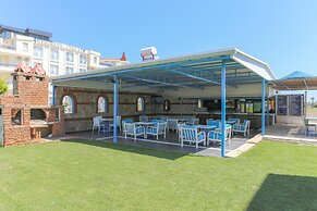 Sunset Village Apart Hotel