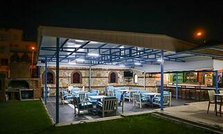 Sunset Village Apart Hotel