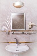 Sunset Village Apart Hotel