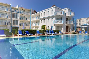 Sunset Village Apart Hotel